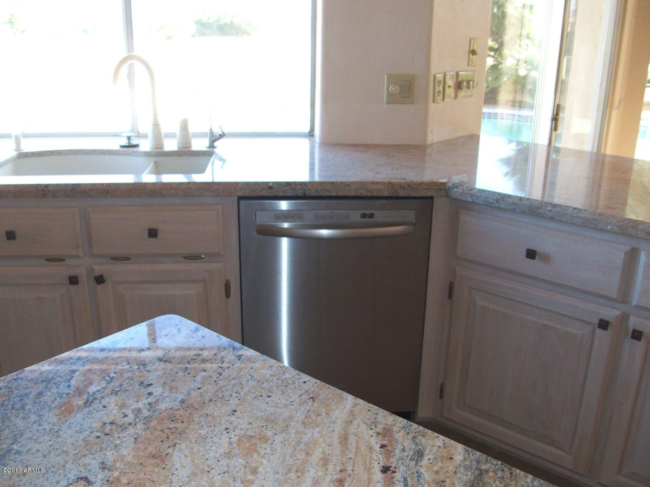 19118 East Poco Rio Drive Rio Verde, AZ 85263 - Photo 13 of 50 Kitchen Aid Dishwasher