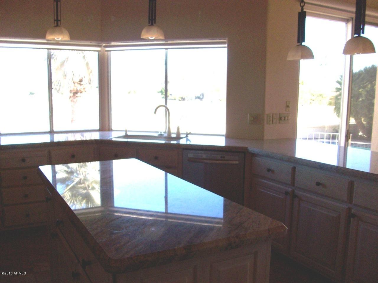 19118 East Poco Rio Drive Rio Verde, AZ 85263 - Photo 14 of 50 Kitchen Center island