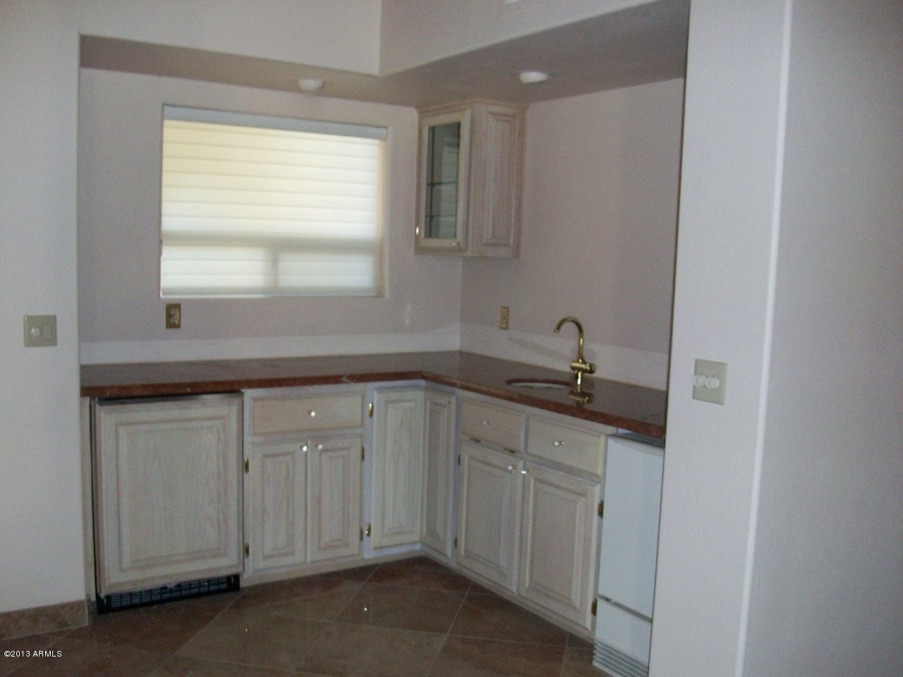 19118 East Poco Rio Drive Rio Verde, AZ 85263 - Photo 7 of 50 Wet bar -fridge+ice maker