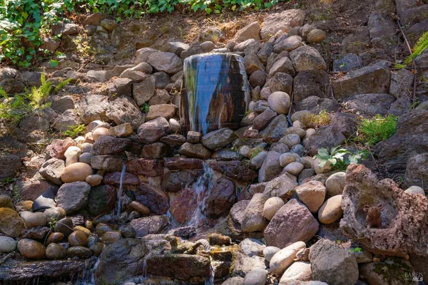 $2,400,000 | 1590 Sylvaner Avenue, St. Helena, CA 94574