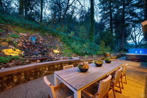 $2,400,000 | 1590 Sylvaner Avenue, St. Helena, CA 94574