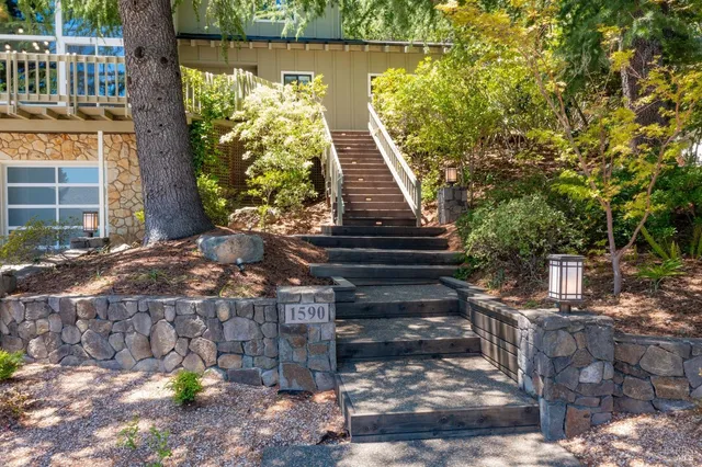 $2,500,000 | 1590 Sylvaner Avenue, St. Helena, CA 94574