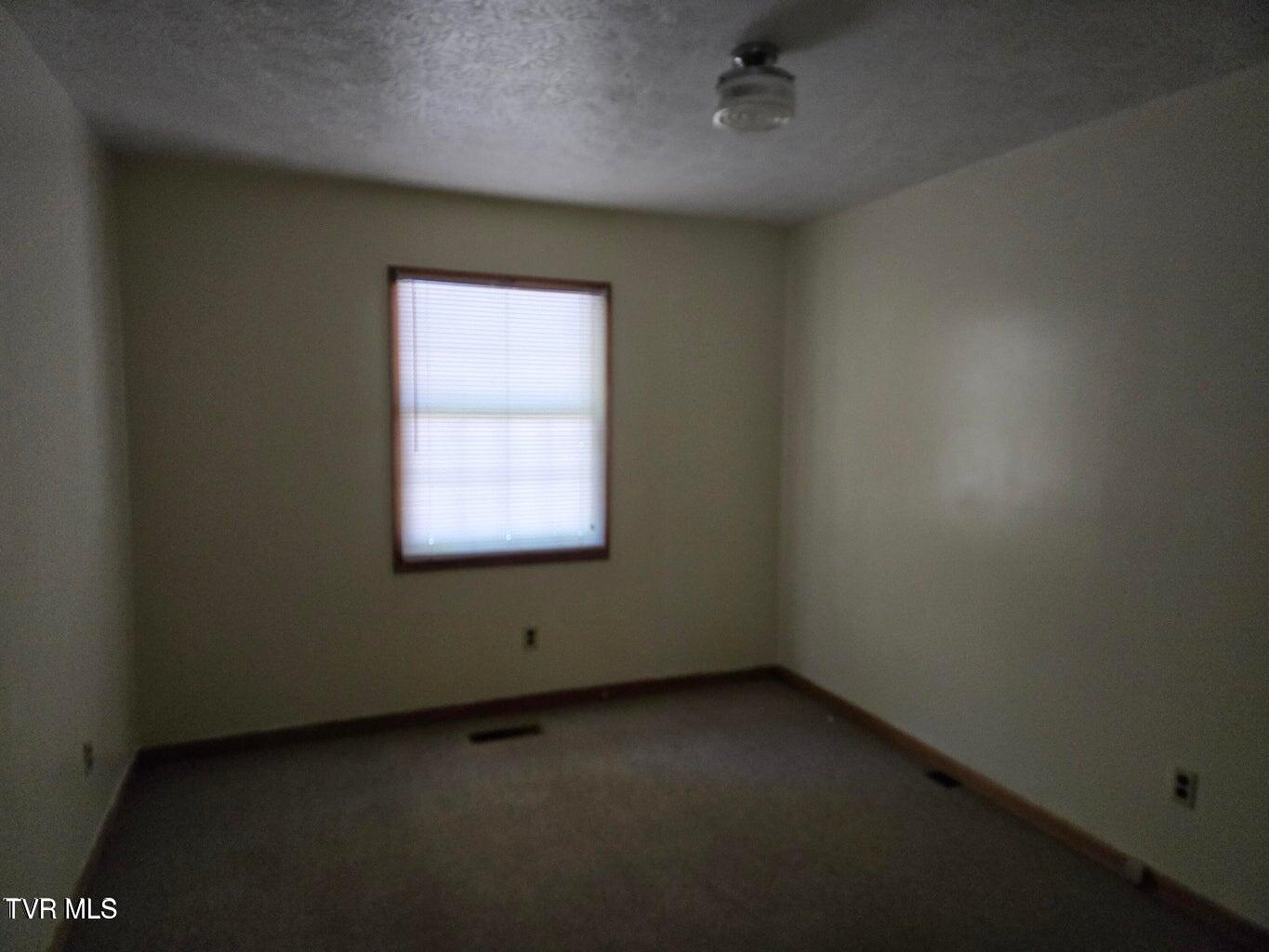 1142 Jackson Hollow Road Kingsport, TN 37663 - Photo 30 of 51 30