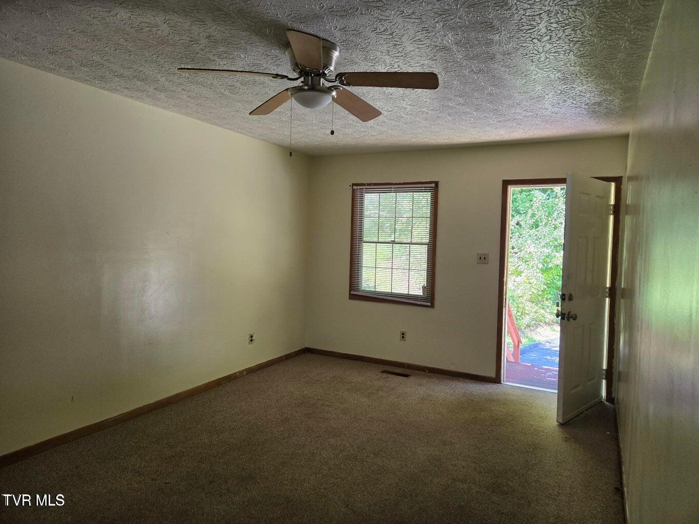 1142 Jackson Hollow Road Kingsport, TN 37663 - Photo 31 of 51 31