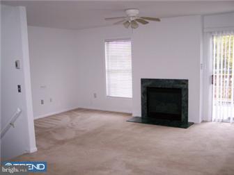 20 Versailles Court Newark, DE 19702 - Photo 4 of 12