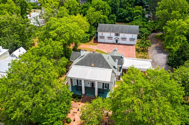 $895,000 | 210 Water Street, Washington, GA 30673