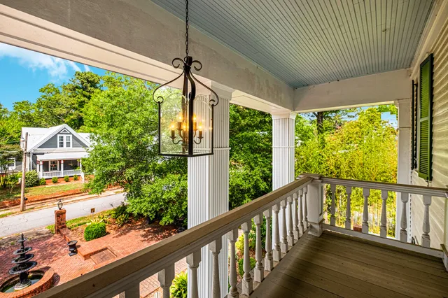 $895,000 | 210 Water Street, Washington, GA 30673