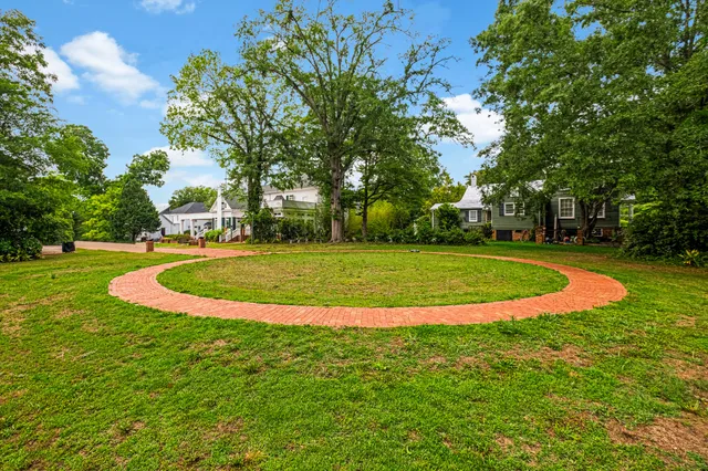 $895,000 | 210 Water Street, Washington, GA 30673