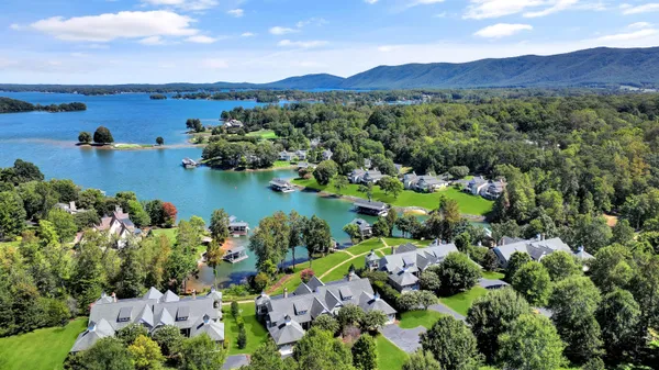 $2,250,000 | 75 Grande Villa Drive, Penhook, VA 24137