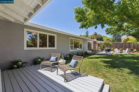 $1,695,000 | 263 Tharp Drive, Moraga, CA 94556