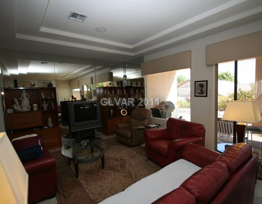 480 Edgefield Ridge Place Henderson, NV 89012 - Photo 2 of 10 Living Room.