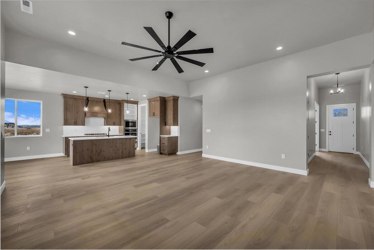 2433 North Locust Street Cedar City, UT 84721 - Photo 2 of 16 02-H-02