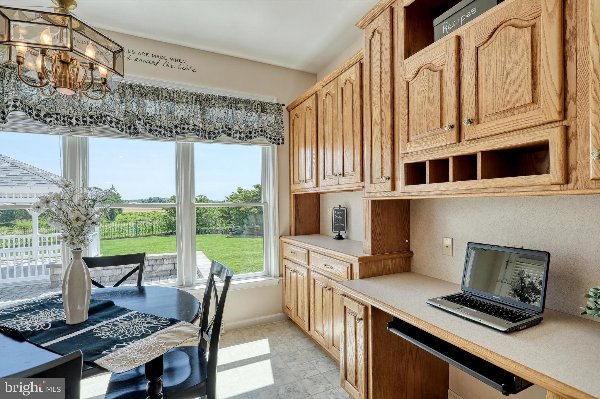 210 Ridgefield Drive York, PA 17403 - Photo 15 of 71 Gallery Image 15