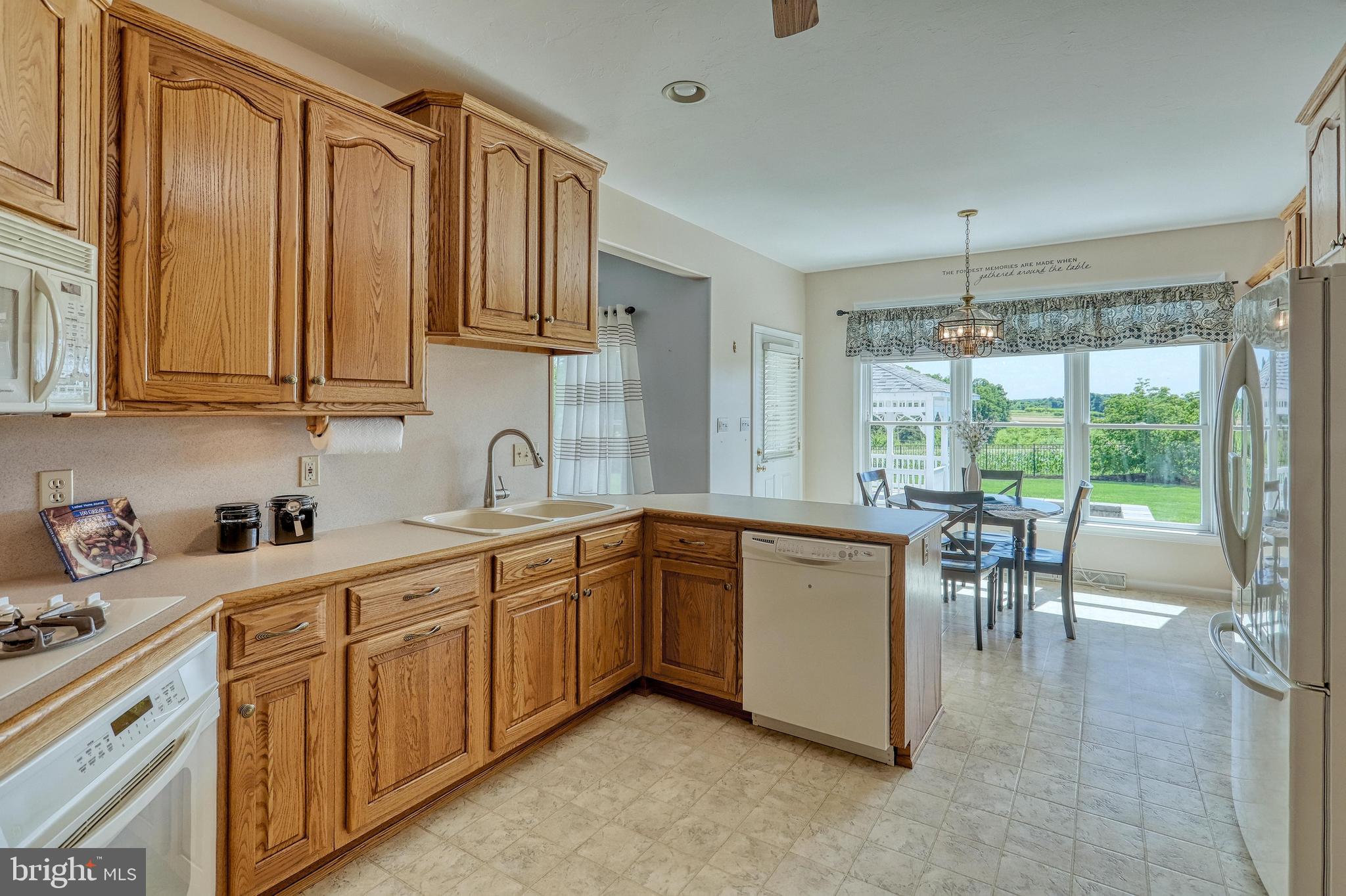 210 Ridgefield Drive York, PA 17403 - Photo 17 of 71 Gallery Image 17