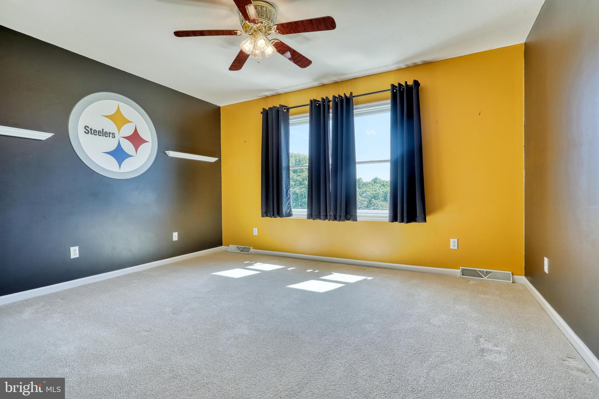 210 Ridgefield Drive York, PA 17403 - Photo 36 of 71 Gallery Image 36