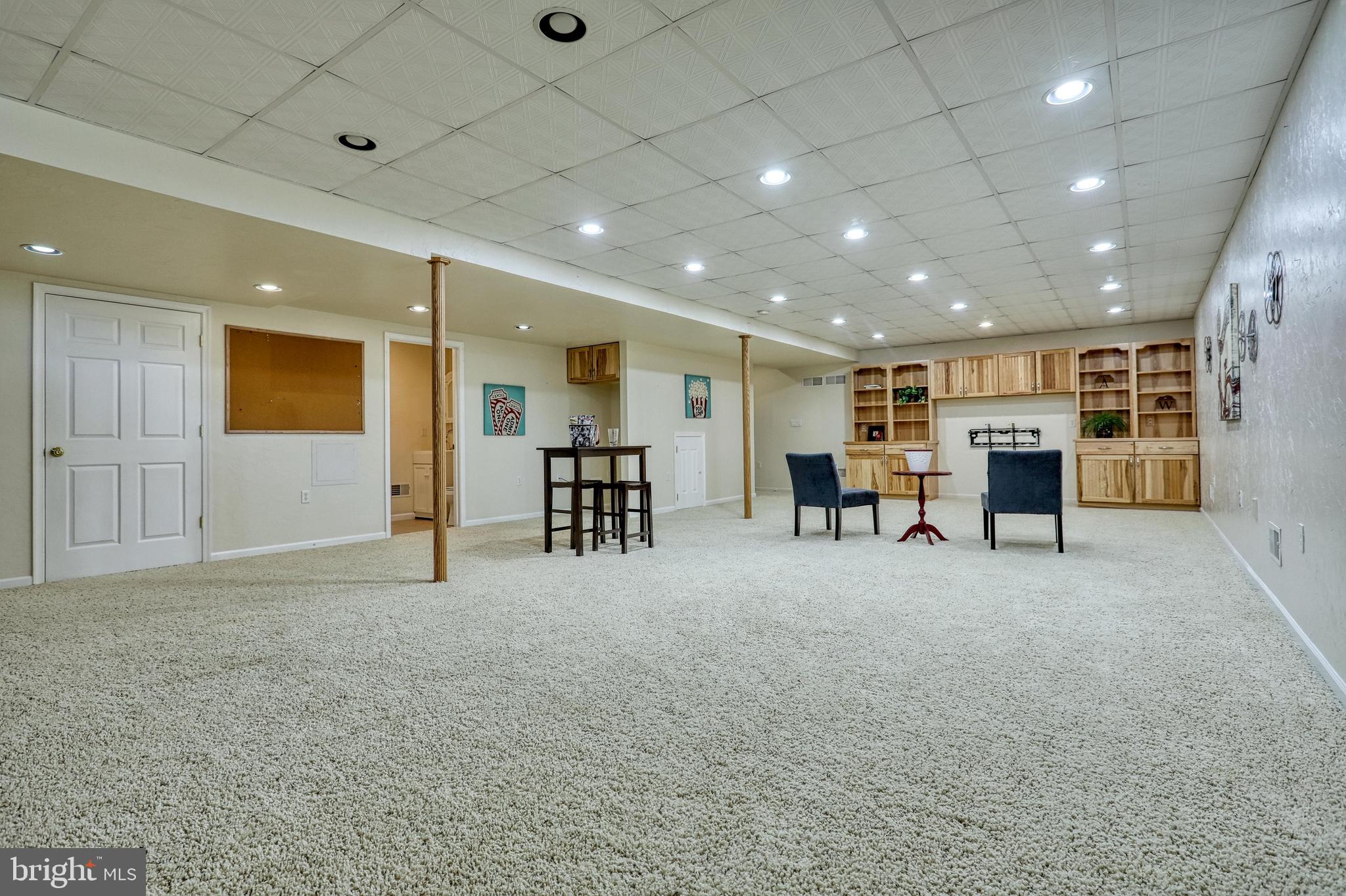 210 Ridgefield Drive York, PA 17403 - Photo 45 of 71 Gallery Image 45