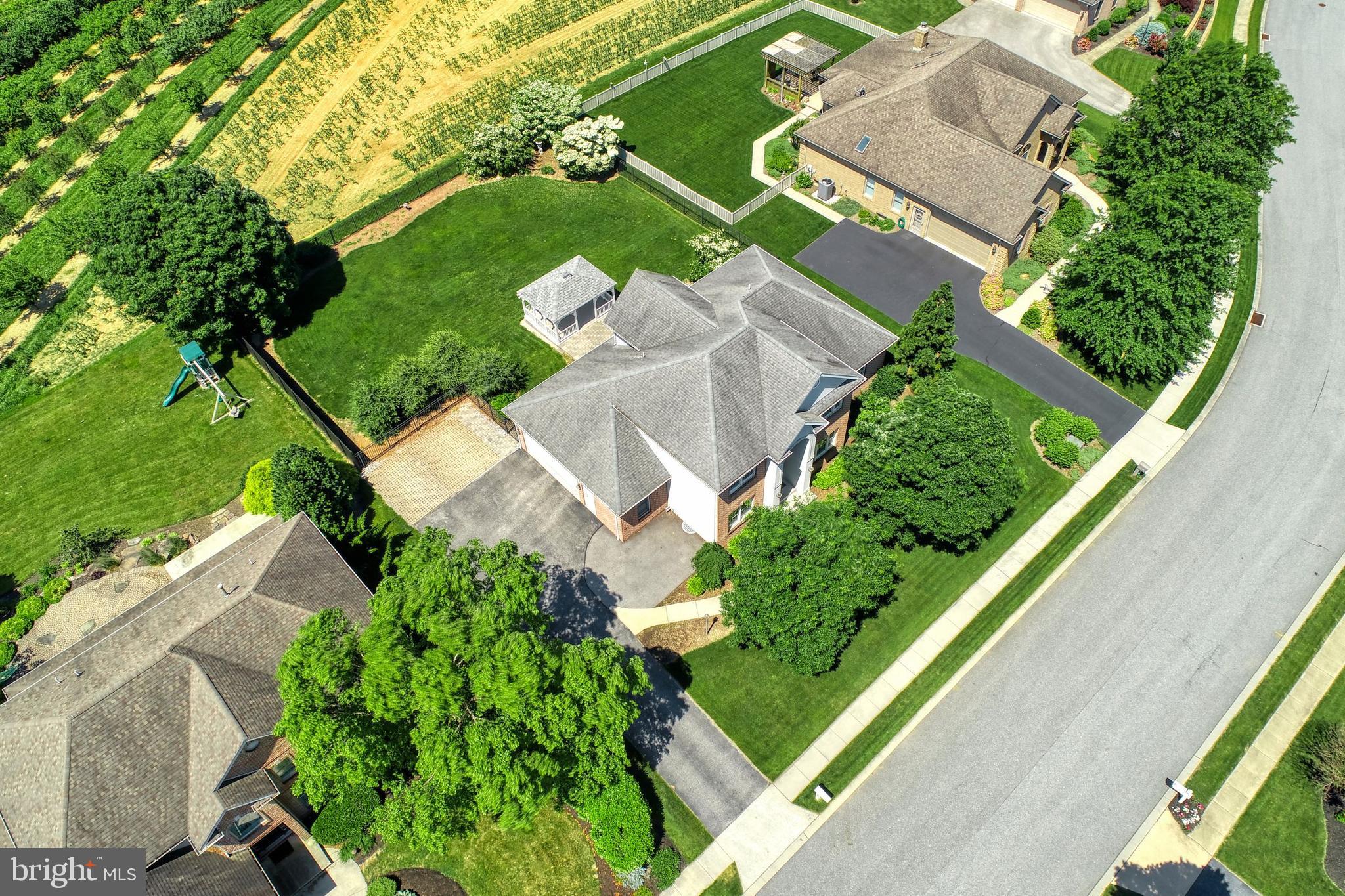 210 Ridgefield Drive York, PA 17403 - Photo 61 of 71 Gallery Image 61