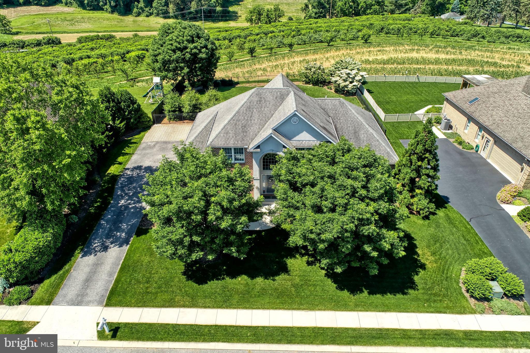 210 Ridgefield Drive York, PA 17403 - Photo 66 of 71 Gallery Image 66
