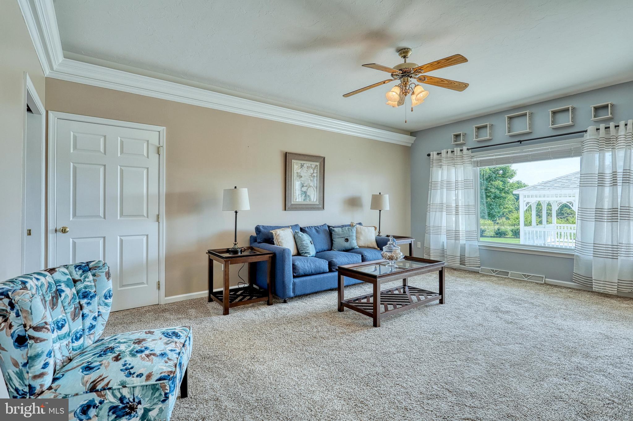 210 Ridgefield Drive York, PA 17403 - Photo 10 of 71 Gallery Image 10
