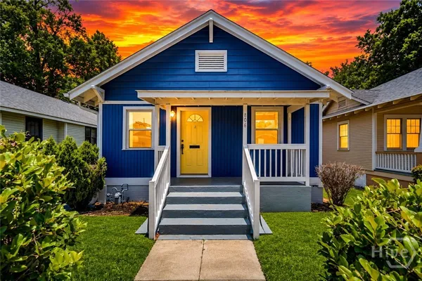 $328,500 | 806 East 33rd Street, Savannah, GA 31401