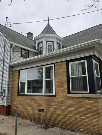 $198,000 | 1420 Hawthorne Avenue, Two Rivers, WI 54241