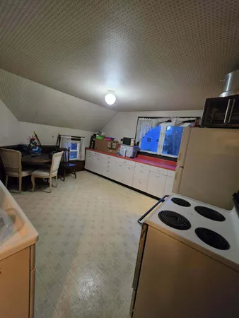 $198,000 | 1420 Hawthorne Avenue, Two Rivers, WI 54241