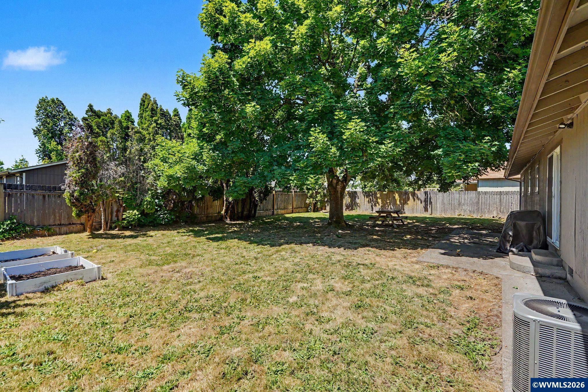 460 North 12th Street Independence, OR 97351 - Photo 17 of 34