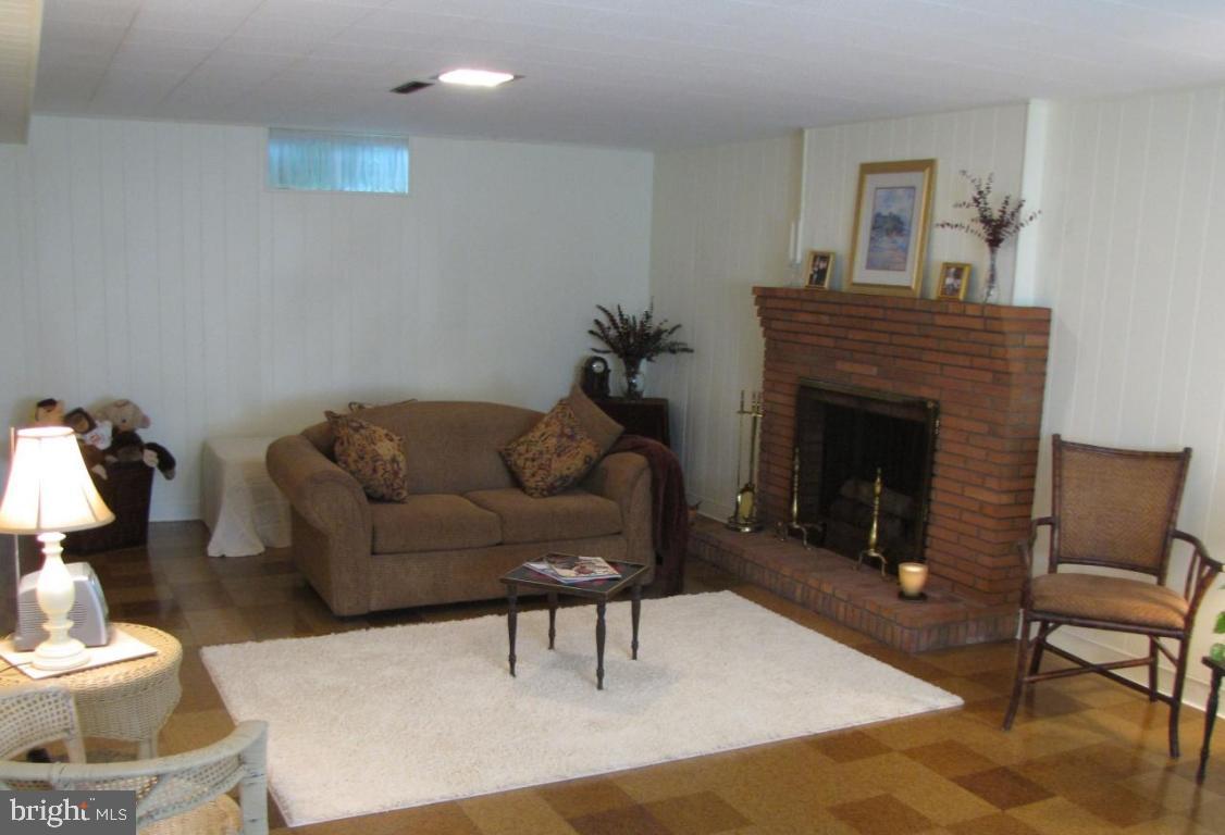 58 Springhouse Road Lancaster, PA 17603 - Photo 13 of 50 Gallery Image 13