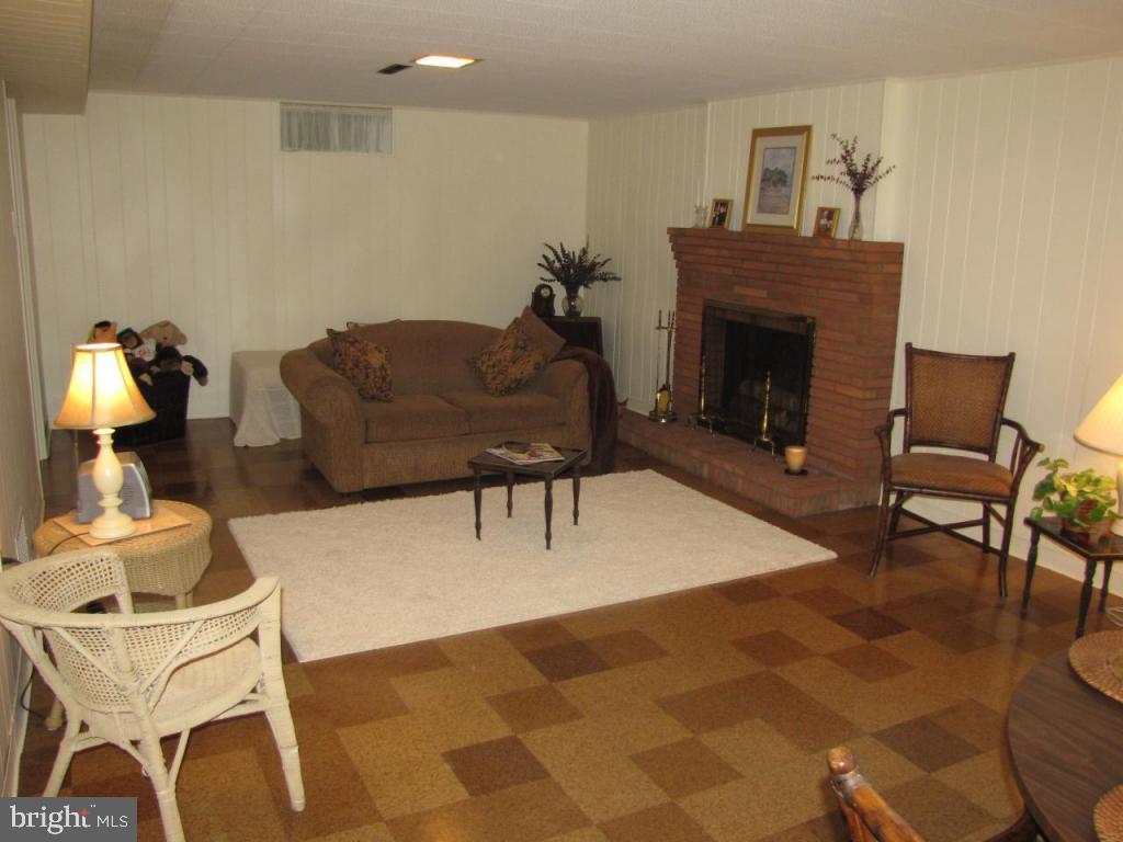 58 Springhouse Road Lancaster, PA 17603 - Photo 18 of 50 Gallery Image 18