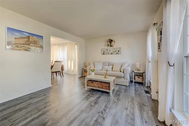 $394,000 | 17347 Hilltop Ridge Drive, Eureka, MO 63025