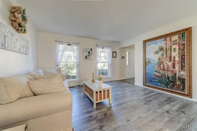 $394,000 | 17347 Hilltop Ridge Drive, Eureka, MO 63025