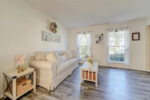 $394,000 | 17347 Hilltop Ridge Drive, Eureka, MO 63025