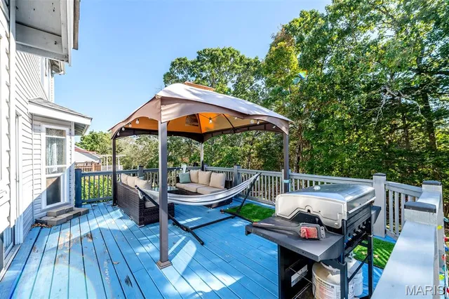 $394,000 | 17347 Hilltop Ridge Drive, Eureka, MO 63025