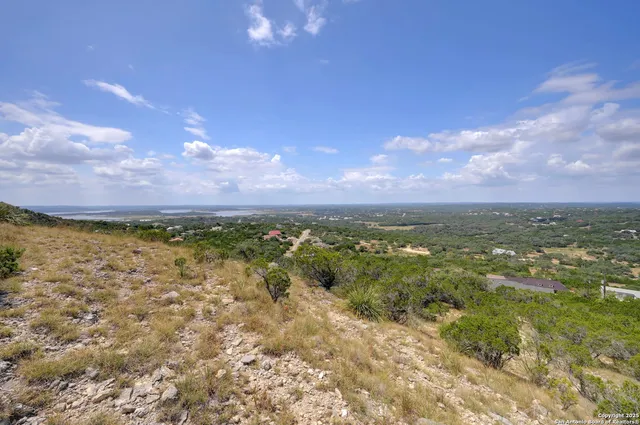 $200,000 | 1081 Eagle Point Drive, Fischer, TX 78623