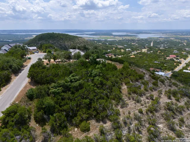 $200,000 | 1081 Eagle Point Drive, Fischer, TX 78623