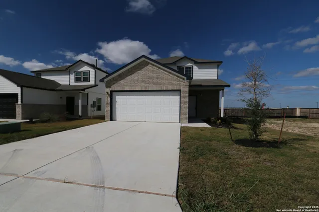 $2,100 | 2091 Olivia Drive, New Braunfels, TX 78130