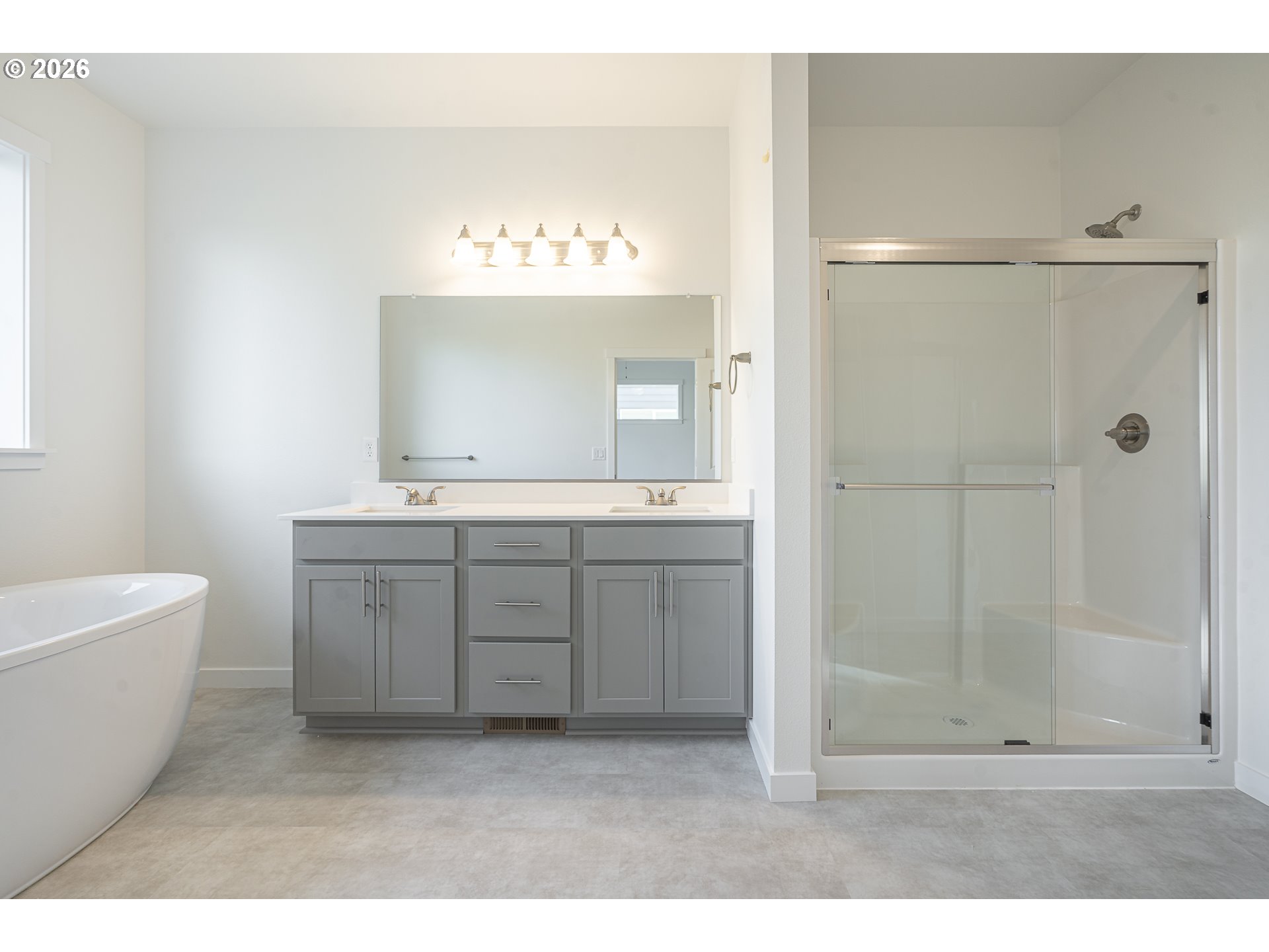 673 Parker Loop Silverton, OR 97381 - Photo 33 of 37 a bathroom with a sink a toilet and shower