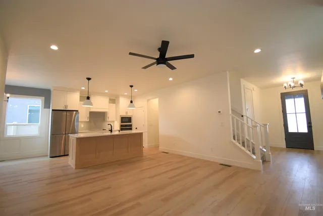 $2,795 | 1987 East Presidential Drive, Meridian, ID 83642