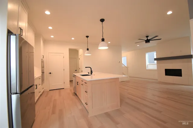 $2,795 | 1987 East Presidential Drive, Meridian, ID 83642