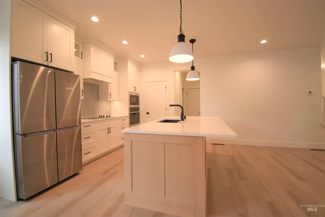 $2,795 | 1987 East Presidential Drive, Meridian, ID 83642