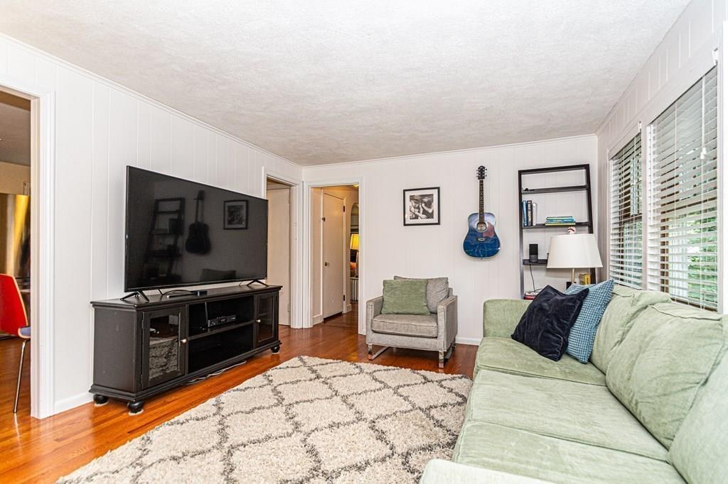 20 Dunbar Road Reading, MA 01867 - Photo 12 of 34 Gallery Image 12