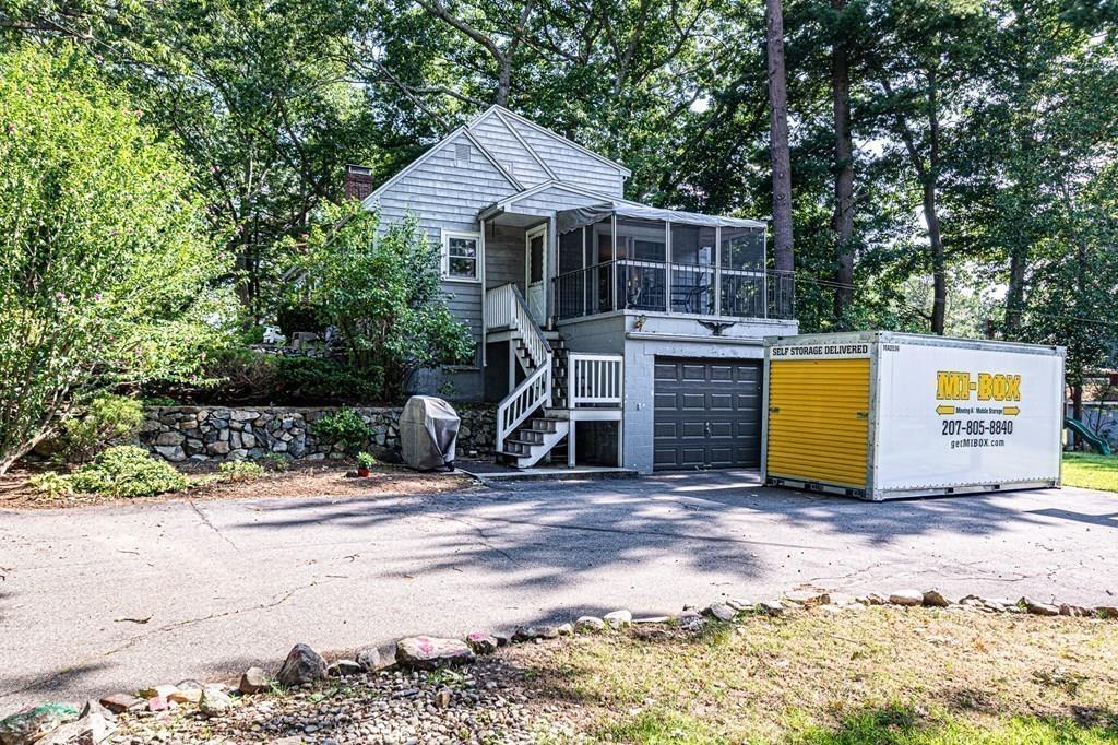 20 Dunbar Road Reading, MA 01867 - Photo 32 of 34 Gallery Image 32
