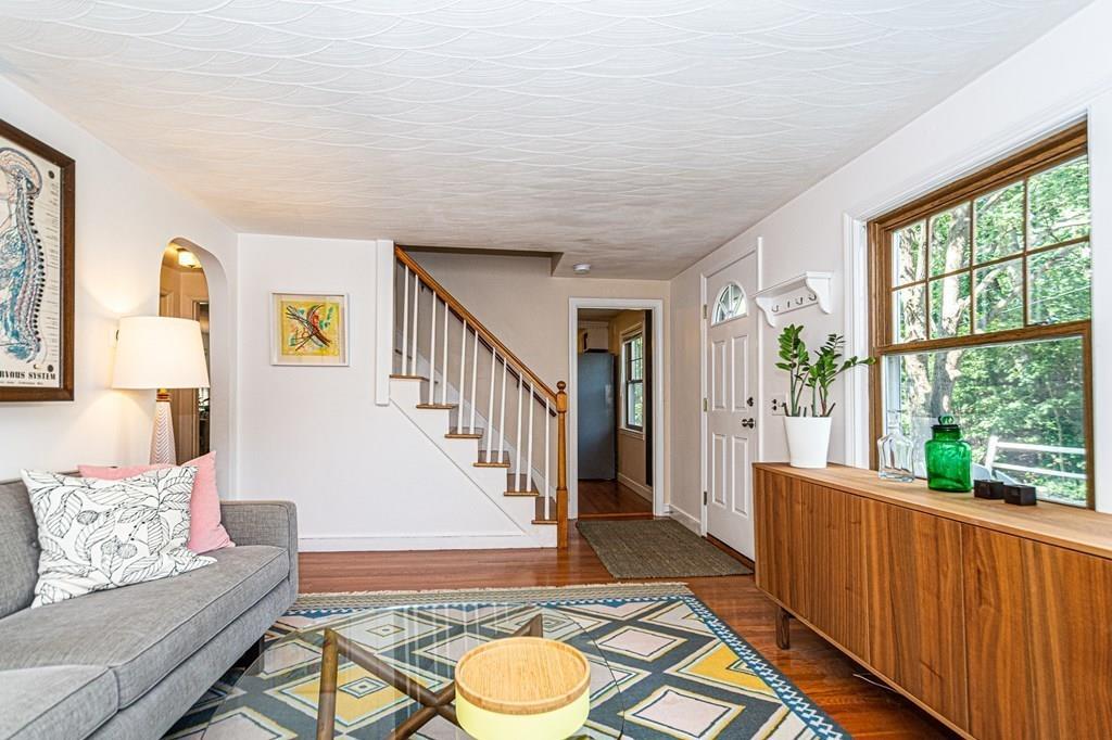 20 Dunbar Road Reading, MA 01867 - Photo 5 of 34 Gallery Image 5