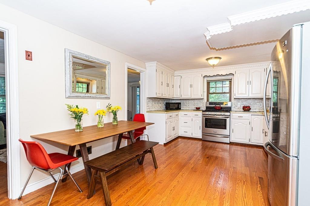 20 Dunbar Road Reading, MA 01867 - Photo 6 of 34 Gallery Image 6