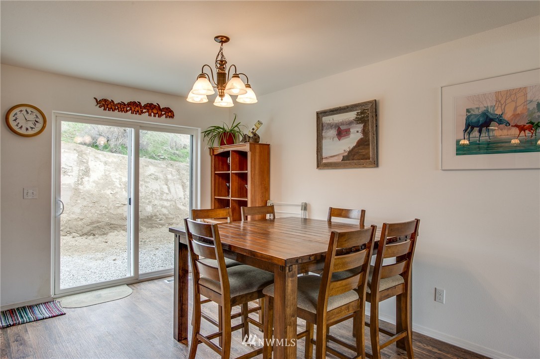 1008 Two Rivers Road Entiat, WA 98822 - Photo 11 of 24 Gallery Image 11