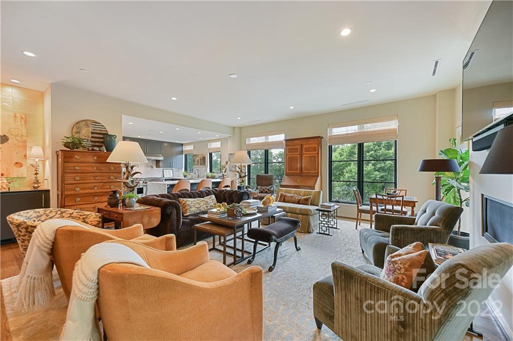 1333 Queens Road, Unit A4 Charlotte, NC 28207 - Photo 8 of 30 Gallery Image 8