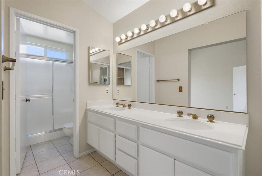 3466 Castaic Street Riverside, CA 92501 - Photo 8 of 11