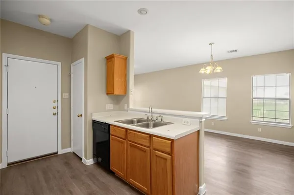$1,550 | 250 Marvin Cove, Hutto, TX 78634