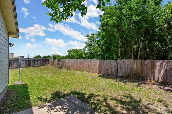 $1,550 | 250 Marvin Cove, Hutto, TX 78634