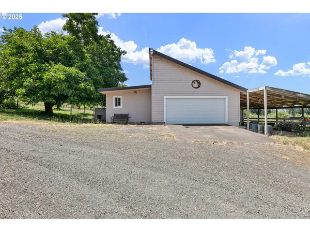 $1,145,000 | 36189 Highway 58, Pleasant Hill, OR 97455